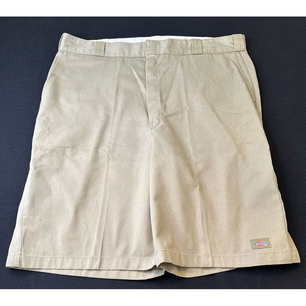 Dickies 42" TAN Men's Loose Fit Flat Front Work Shorts 13" 42283 ~ EXCELLENT - Picture 3 of 10
